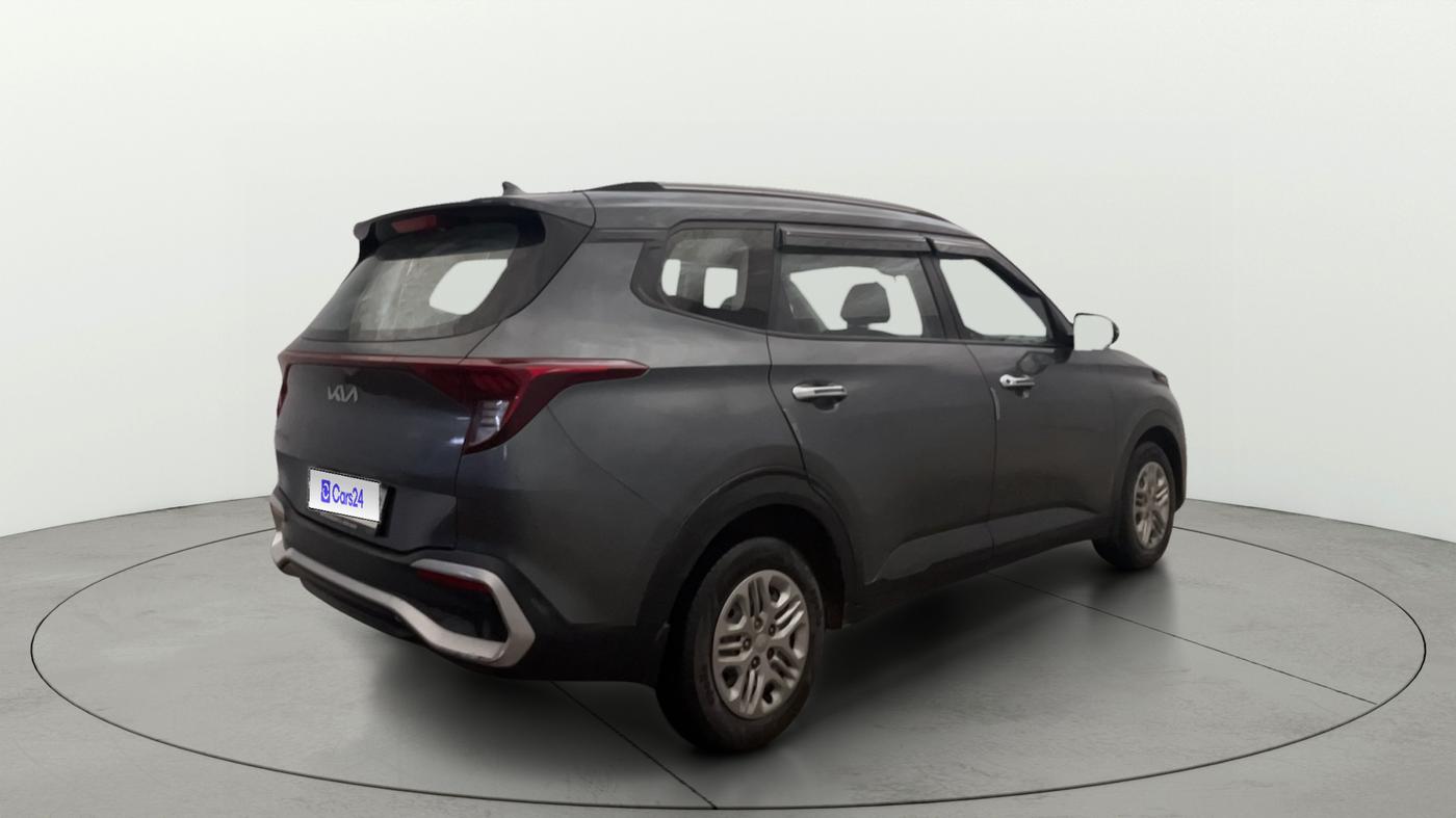2023 KIA CARENS PRESTIGE 1.5 PETROL 7 STR, Petrol, Manual, 37,700 km, Right Back Diagonal