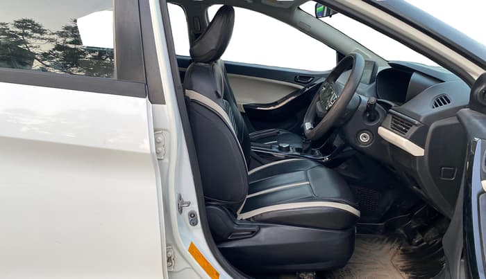 2024 Tata NEXON PURE 1.5 DIESEL, Diesel, Manual, 84,191 km, Right Side Front Door Cabin