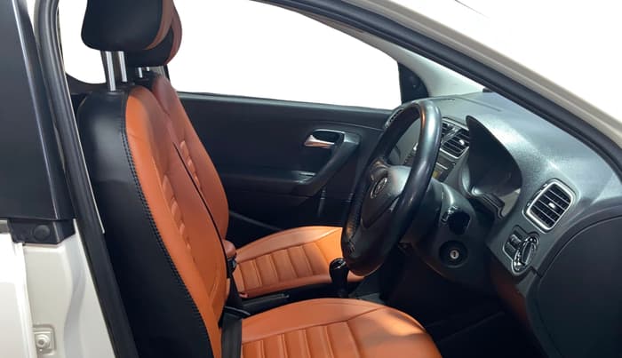 2019 Volkswagen Polo TRENDLINE 1.0L, Petrol, Manual, 59,454 km, Right Side Front Door Cabin