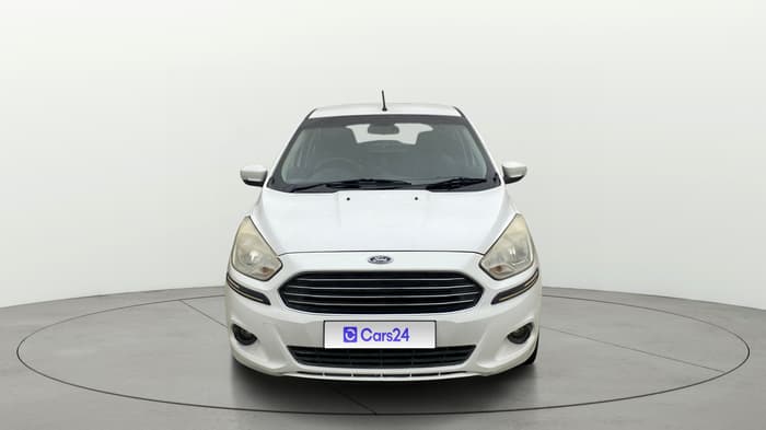 2016 Ford New Figo TITANIUM 1.2 PETROL MT, Petrol, Manual, 1,32,489 km, Front