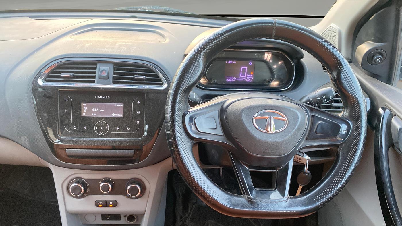 2020 Tata Tiago XT PETROL, CNG, Manual, 92,563 km, Steering Wheel Close Up