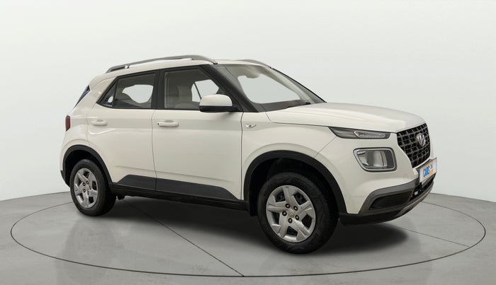 2021 Hyundai VENUE S 1.2, Petrol, Manual, 52,945 km, Right Front Diagonal