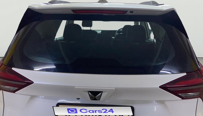 2023 Mahindra XUV700 MX P MT 5 STR, Petrol, Manual, 55,482 km, Rear Windshield