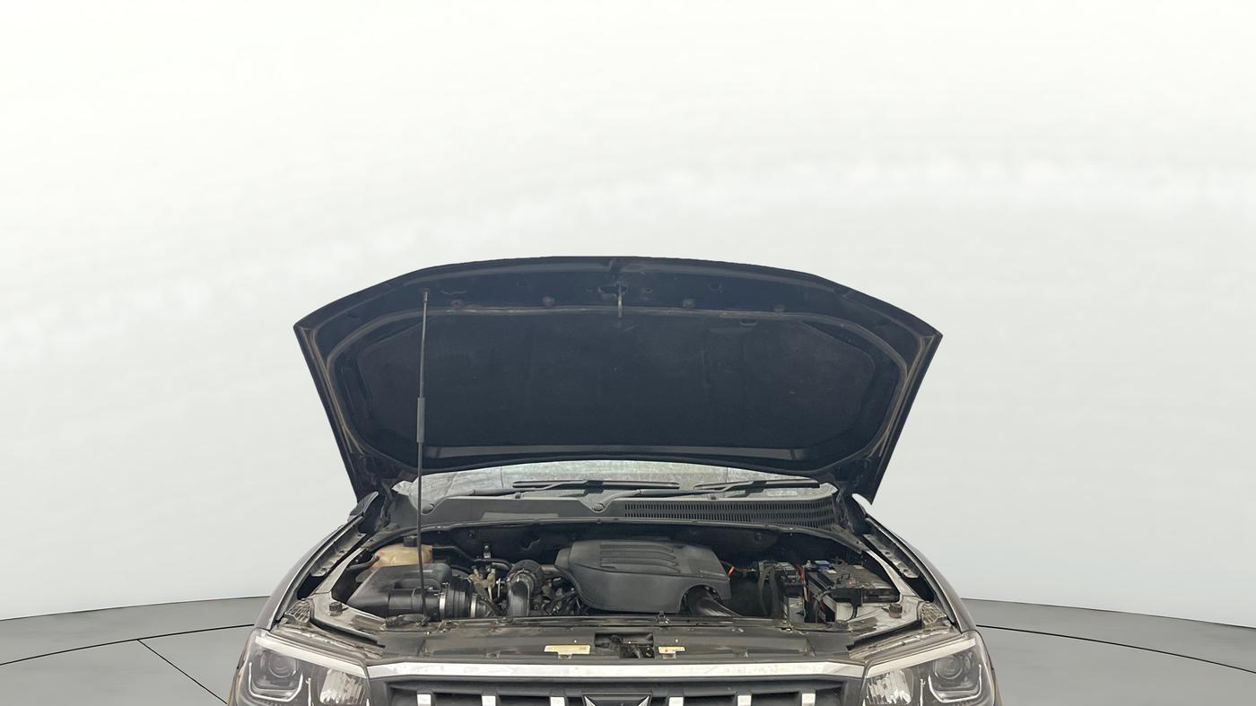 2024 Mahindra SCORPIO-N Z8 PETROL MT 7 STR, Petrol, Manual, 42,881 km, Open Bonet