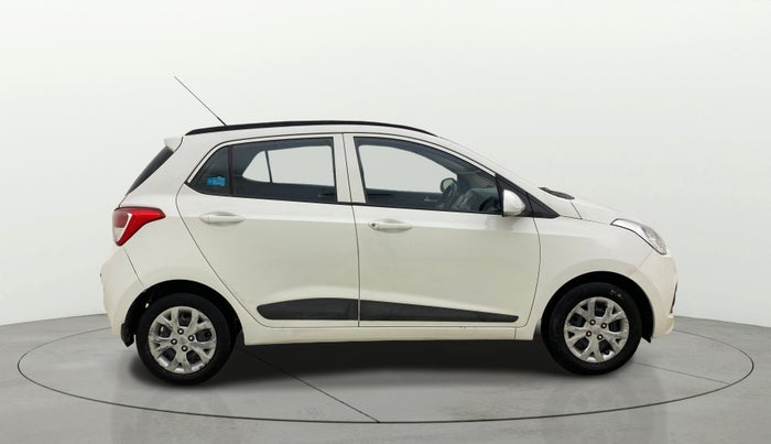 2016 Hyundai Grand i10 SPORTZ 1.2 KAPPA VTVT, Petrol, Manual, 73,693 km, Right Side View
