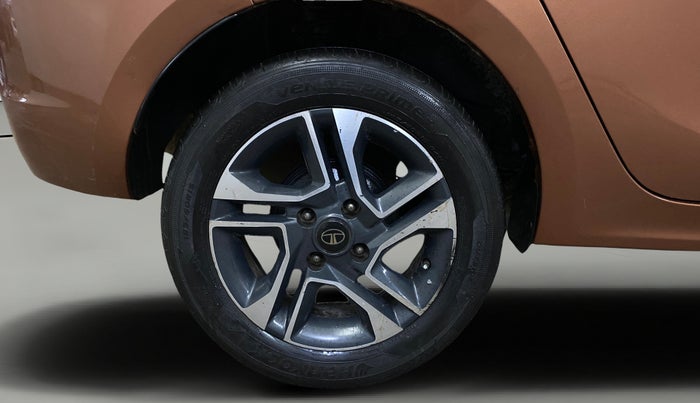 2018 Tata TIGOR XZ PETROL, Petrol, Manual, 72,006 km, Right Rear Wheel