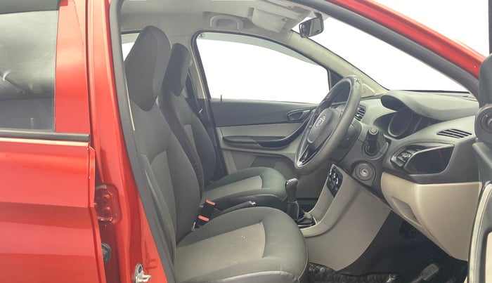 2018 Tata Tiago XT PETROL, Petrol, Manual, 62,559 km, Right Side Front Door Cabin