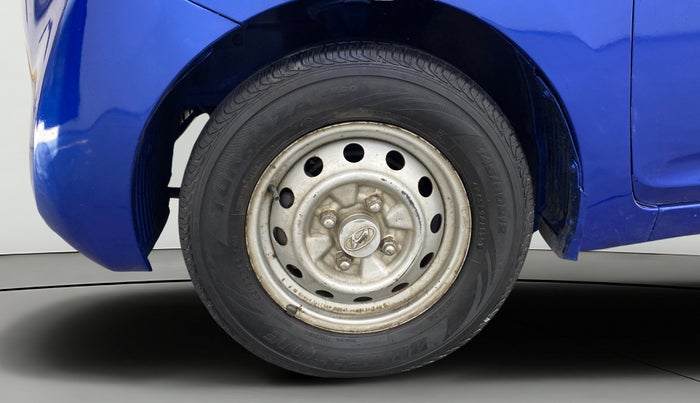 2015 Hyundai Eon D-LITE+, Petrol, Manual, 99,383 km, Left Front Wheel