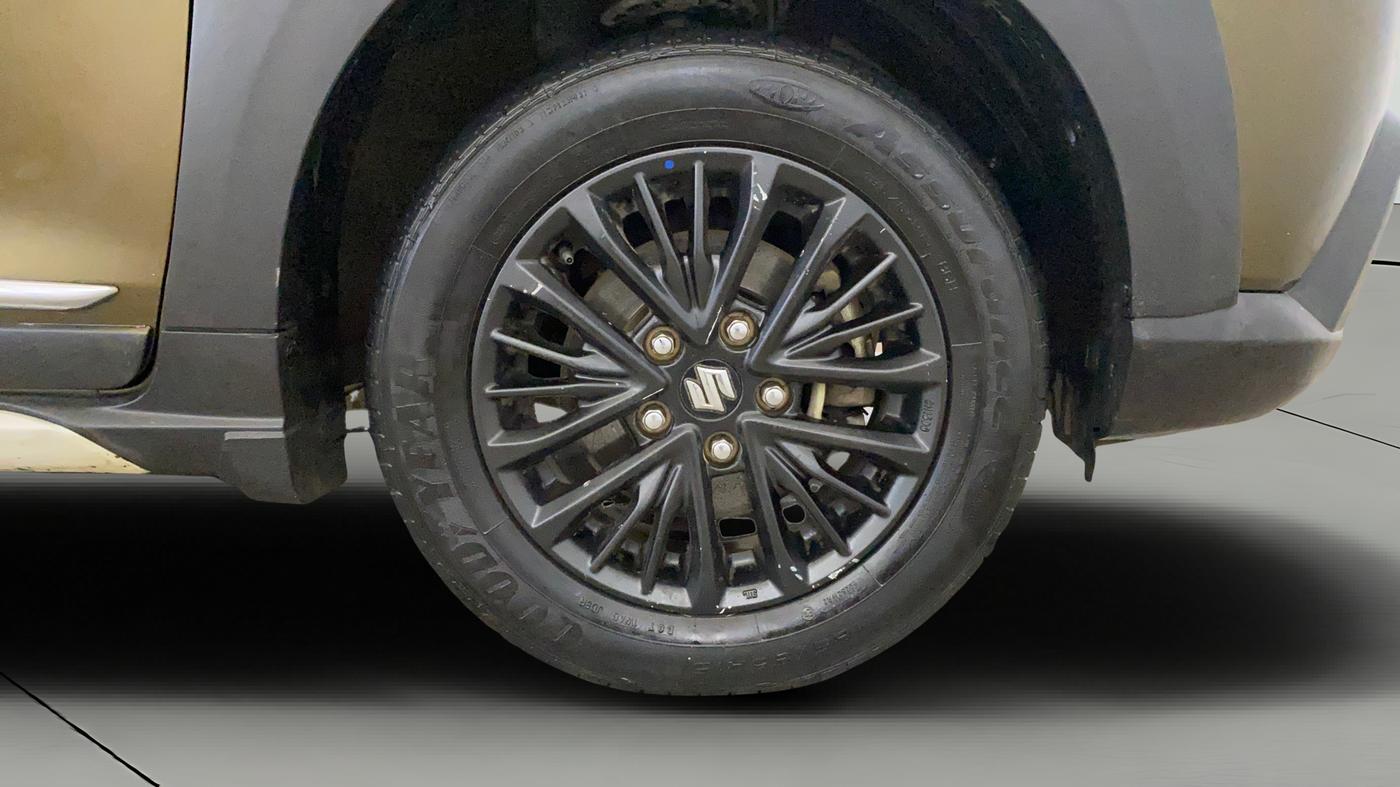 2019 Maruti XL6 ZETA MT, Petrol, Manual, 56,983 km, Right Front Wheel
