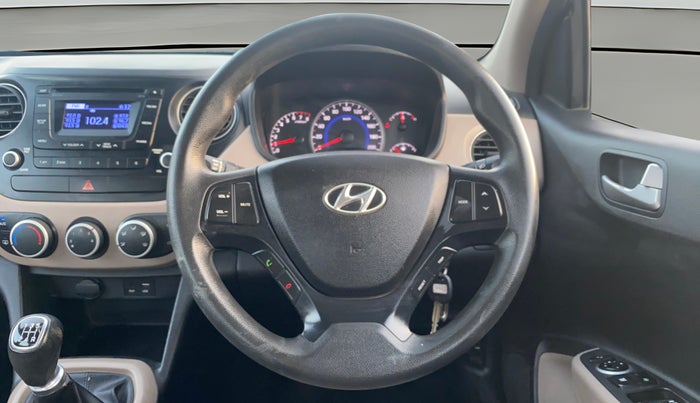 2015 Hyundai Grand i10 SPORTZ 1.2 KAPPA VTVT, Petrol, Manual, 78,822 km, Steering Wheel Close Up