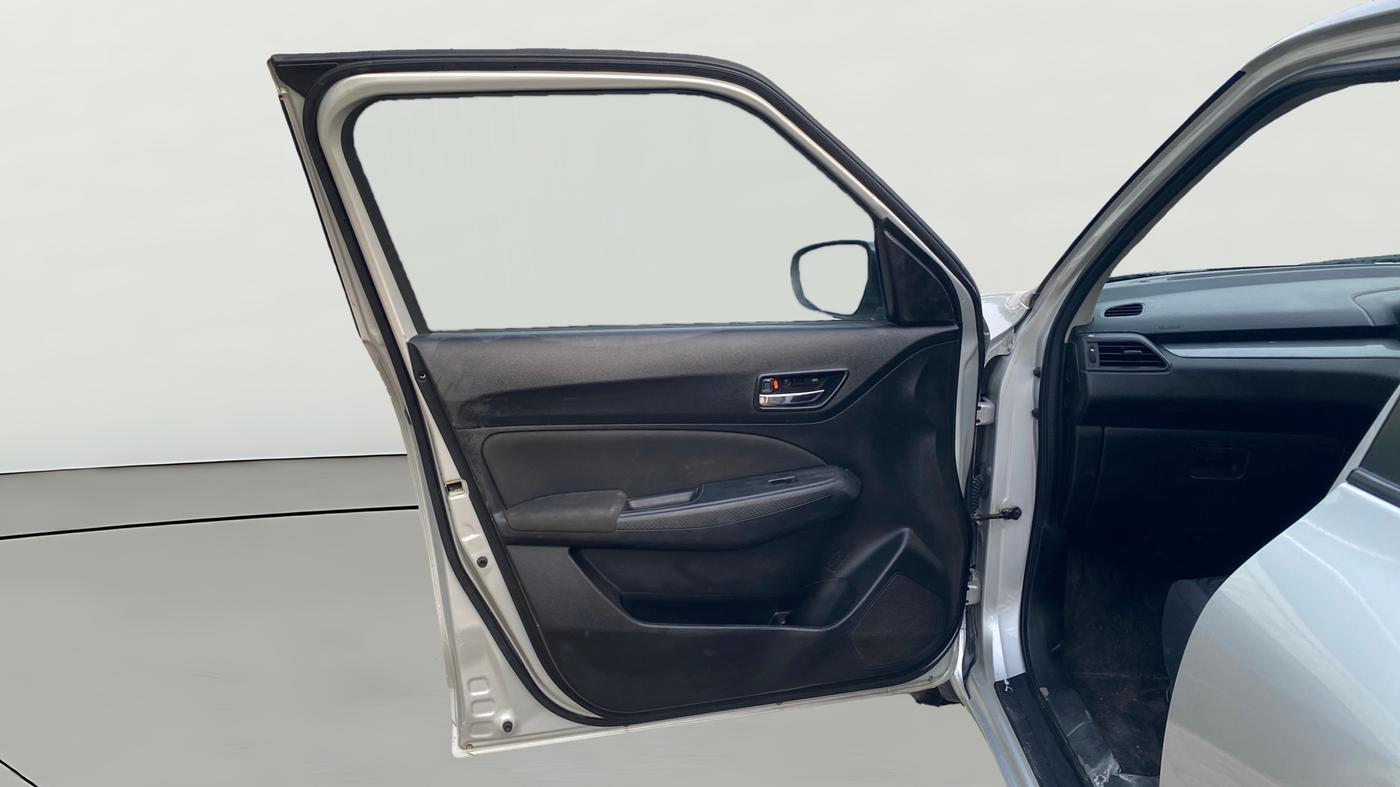 2020 Maruti Swift VXI AMT, Petrol, Automatic, 1,08,093 km, LHS Front Door