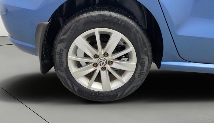 2016 Volkswagen Ameo HIGHLINE1.2L, Petrol, Manual, 68,683 km, Right Rear Wheel