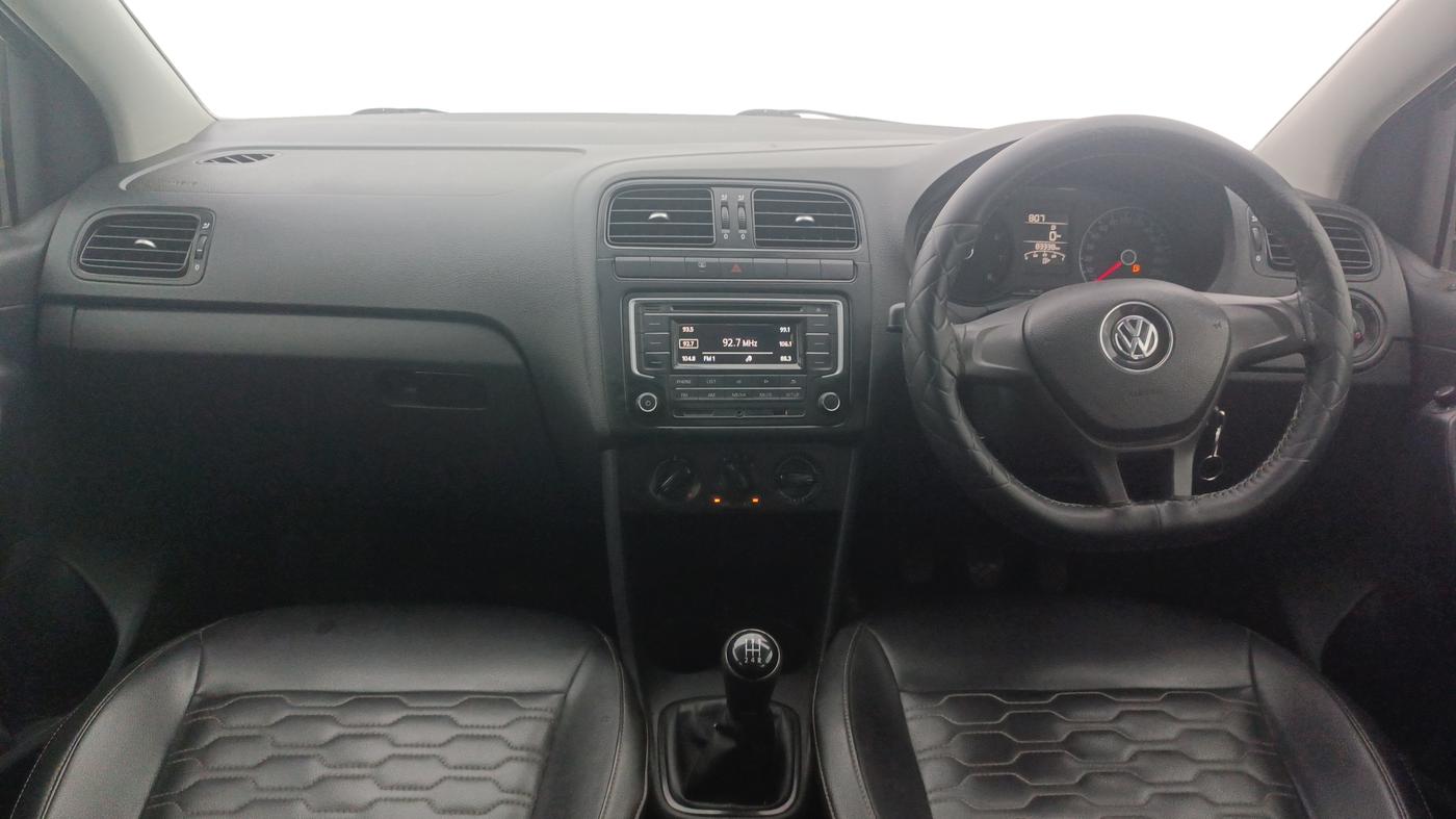 2018 Volkswagen Polo COMFORTLINE 1.0L MPI, Petrol, Manual, 83,337 km, Dashboard