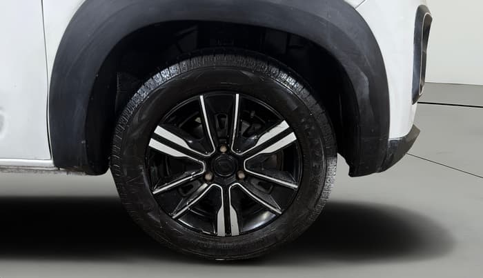 2023 Renault Kwid CLIMBER MT 1.0, Petrol, Manual, 43,742 km, Right Front Wheel
