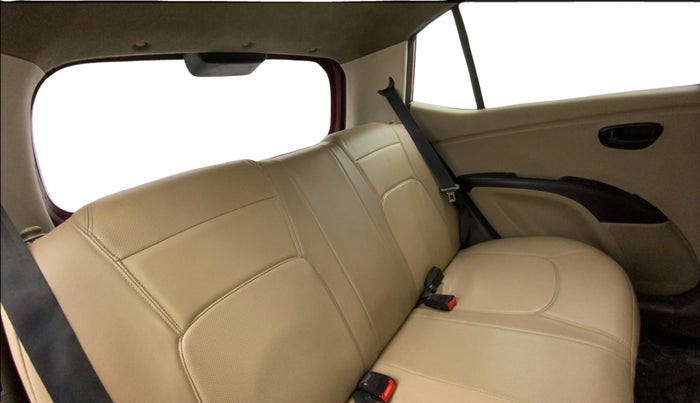 2014 Hyundai i10 MAGNA 1.1, Petrol, Manual, 84,121 km, Right Side Rear Door Cabin