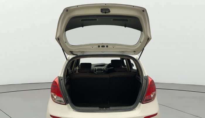 2012 Hyundai i20 SPORTZ 1.4 AT, Petrol, Automatic, 99,234 km, Boot Door Open