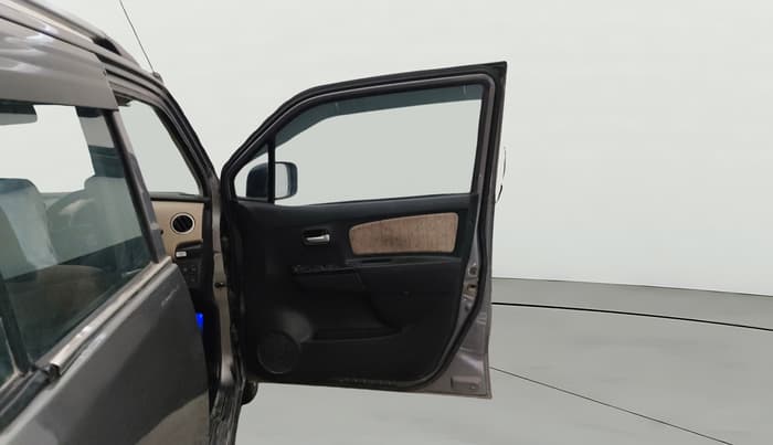 2018 Maruti Wagon R 1.0 VXI AMT, Petrol, Automatic, 49,518 km, RHS Front Door