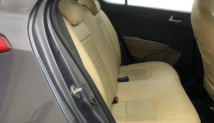 2015 Hyundai Grand i10 ASTA AT 1.2 KAPPA VTVT, Petrol, Automatic, 89,502 km, Right Side Rear Door Cabin