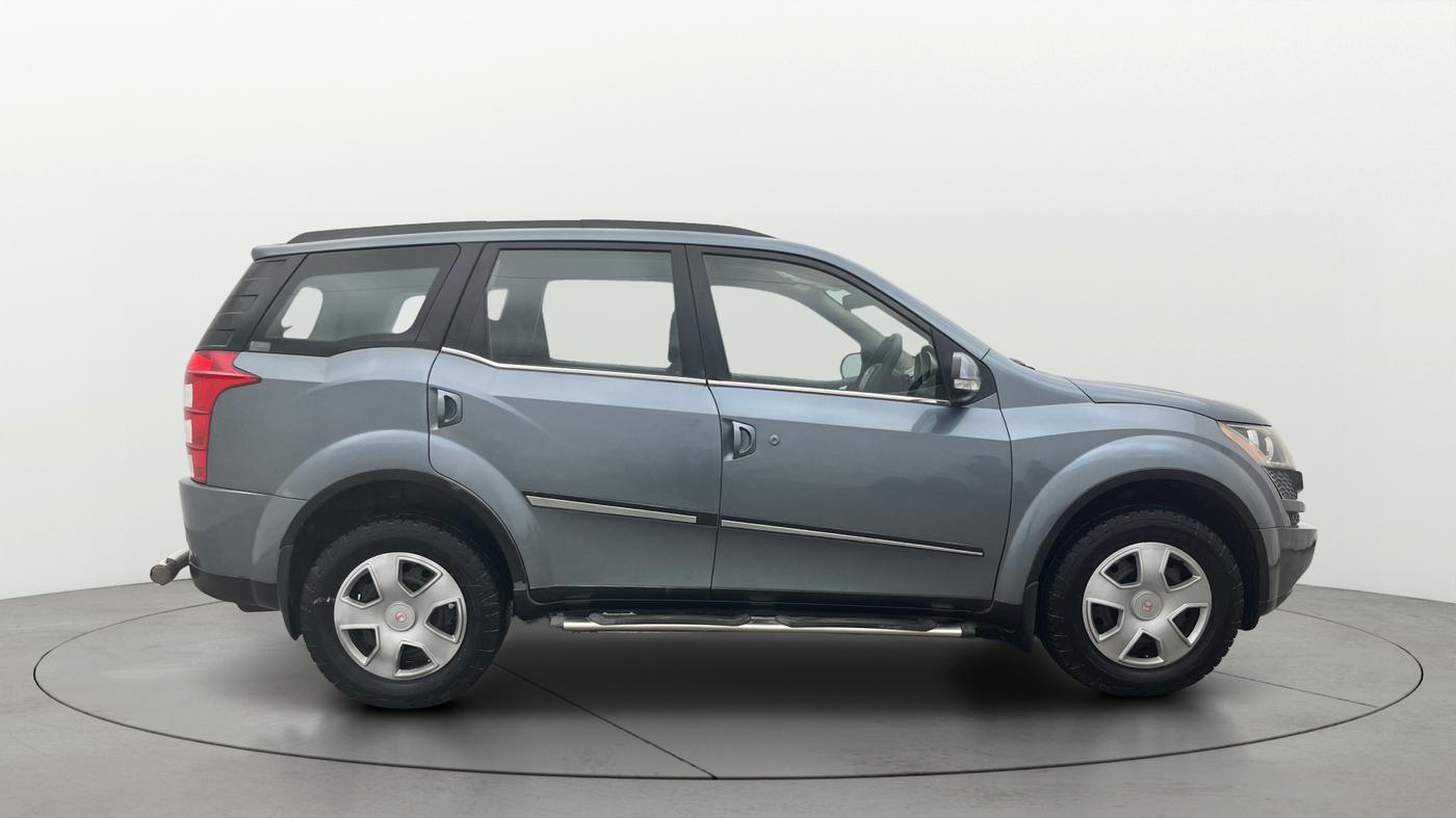 2014 Mahindra XUV500 W6, Diesel, Manual, 69,635 km, Right Side View