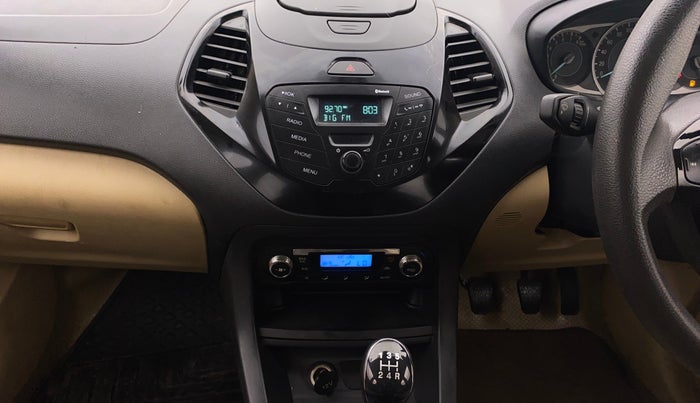 2017 Ford Figo Aspire TITANIUM 1.2 PETROL, Petrol, Manual, 32,168 km, Air Conditioner