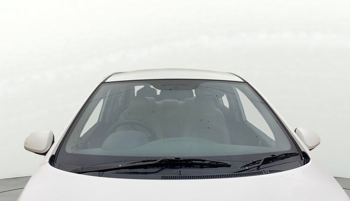 2014 Hyundai Xcent SX 1.2 (O), Petrol, Manual, 1,04,349 km, Front Windshield