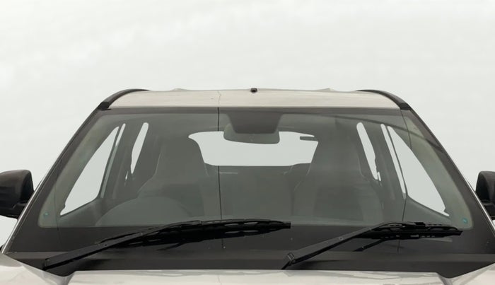 2019 Mahindra KUV 100 NXT K2 P 6 STR, Petrol, Manual, 45,588 km, Front Windshield