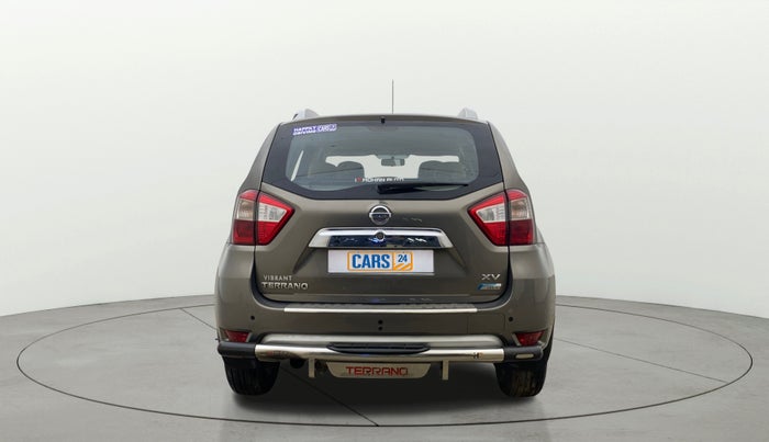 2015 Nissan Terrano XV D THP PREMIUM 110 PS, Diesel, Manual, 1,09,754 km, Back/Rear