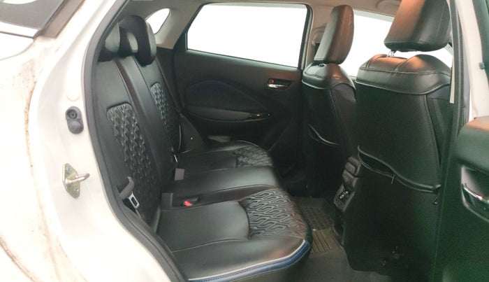 2024 Maruti Baleno ALPHA 1.2 AGS, Petrol, Automatic, 5,570 km, Right Side Rear Door Cabin