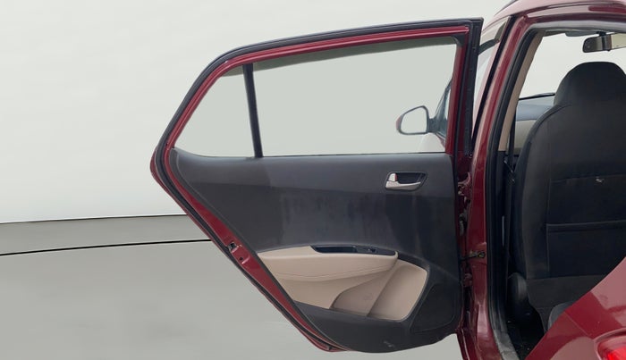 2014 Hyundai Grand i10 SPORTZ AT 1.2 KAPPA VTVT, Petrol, Automatic, 1,10,190 km, LHS Rear Door