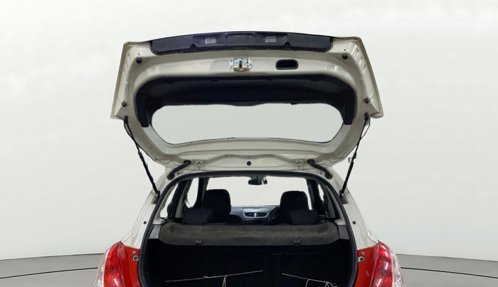 2016 Maruti Swift VXI, Petrol, Manual, 94,556 km, Boot Door Open