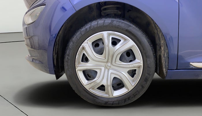 2023 Tata ALTROZ XM PLUS SUNROOF CNG, CNG, Manual, 50,475 km, Left Front Wheel