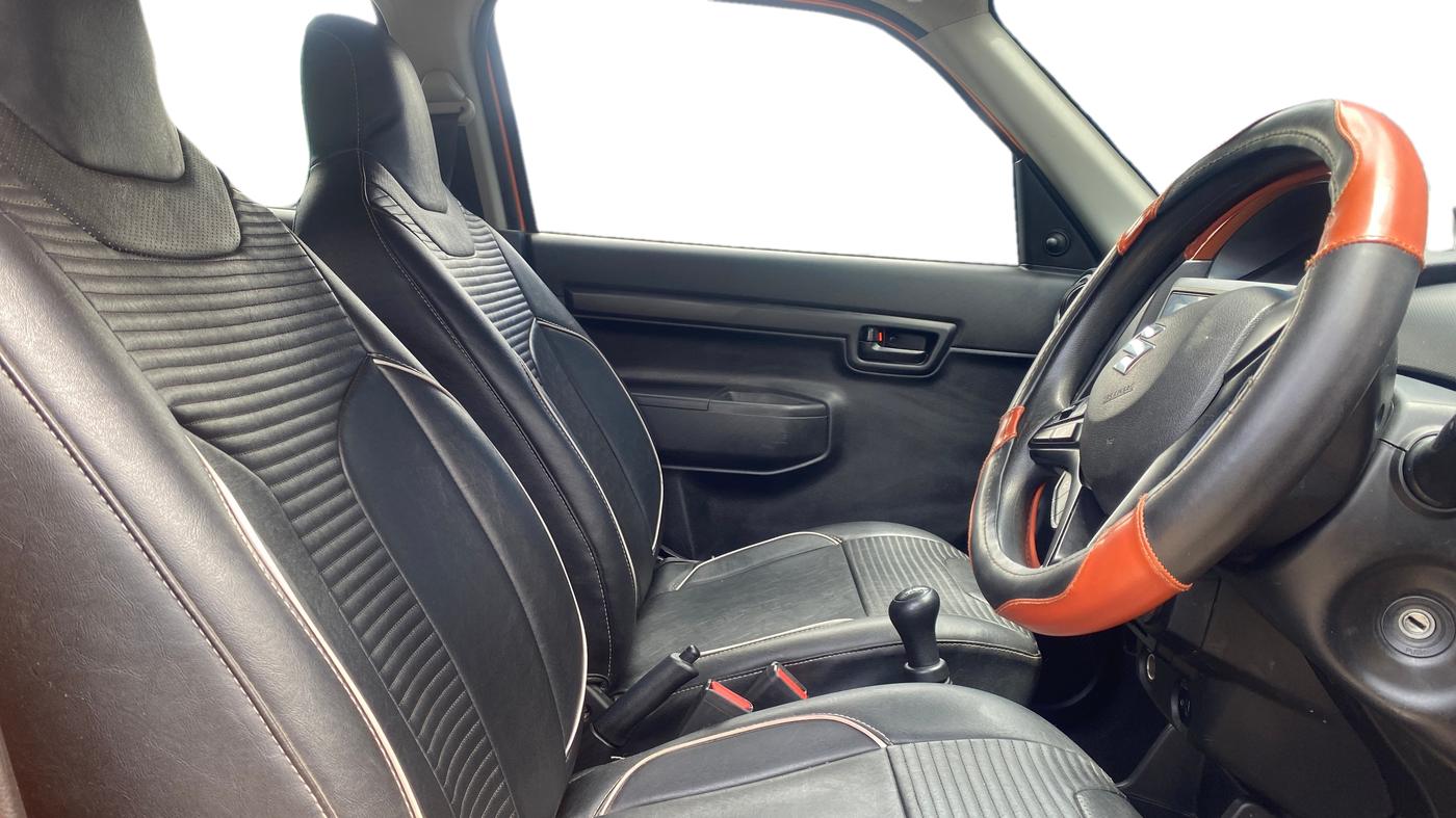 2019 Maruti S PRESSO VXI+, Petrol, Manual, 70,613 km, Right Side Front Door Cabin