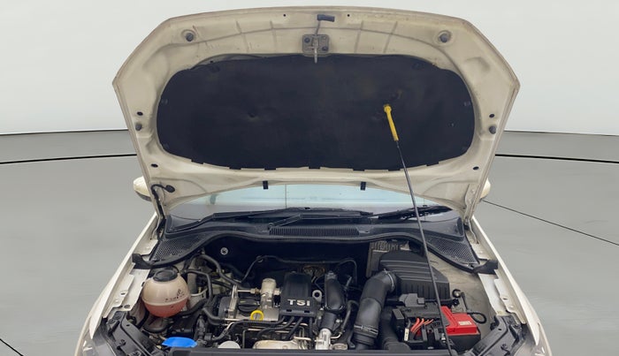 2018 Volkswagen Vento 1.2 TSI HIGHLINE PLUS AT, Petrol, Automatic, 60,751 km, Open Bonet