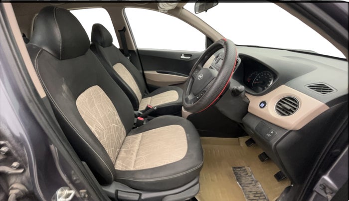 2016 Hyundai Grand i10 ASTA (O) 1.2 KAPPA VTVT, Petrol, Manual, 23,217 km, Right Side Front Door Cabin