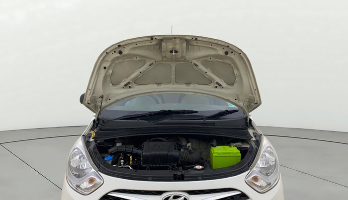 2015 Hyundai i10 MAGNA 1.1, Petrol, Manual, 51,972 km, Open Bonet