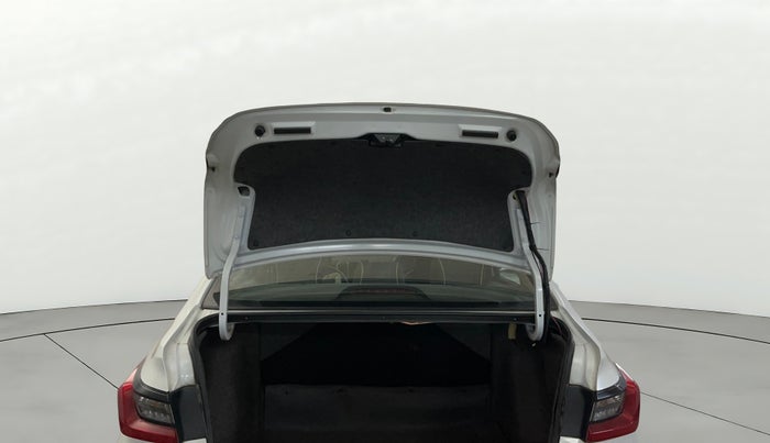 2020 Honda City 1.5L I-VTEC V MT 5TH GEN, Petrol, Manual, 30,237 km, Boot Door Open