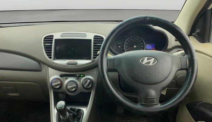2014 Hyundai i10 MAGNA 1.1, Petrol, Manual, 57,839 km, Steering Wheel Close Up