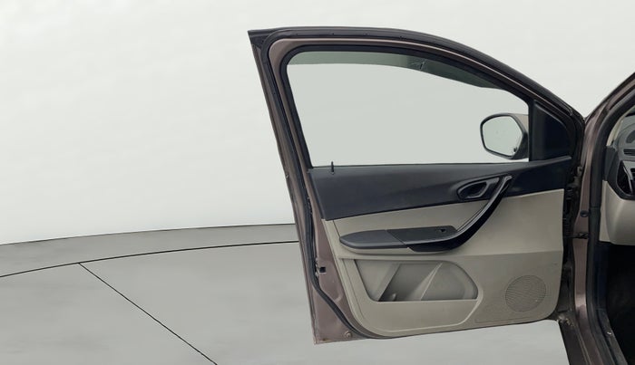 2018 Tata Tiago XT PETROL, Petrol, Manual, 1,03,888 km, LHS Front Door