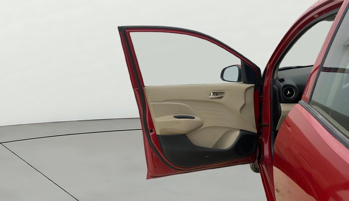 2018 Hyundai NEW SANTRO SPORTZ CNG, CNG, Manual, 38,041 km, LHS Front Door