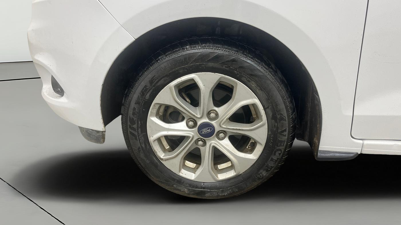 2016 Ford New Figo TITANIUM PLUS 1.2 PETROL, Petrol, Manual, 59,433 km, Left Front Wheel