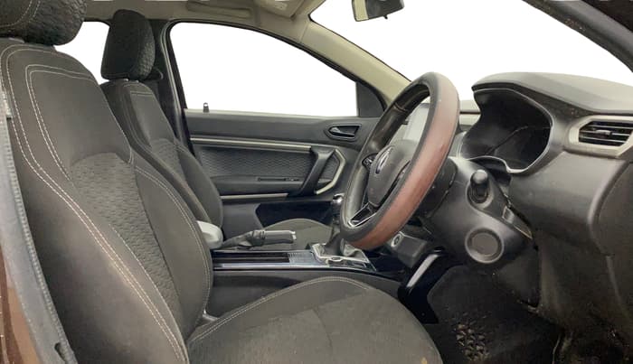2021 Renault Kiger RXZ TURBO MT, Petrol, Manual, 67,323 km, Right Side Front Door Cabin
