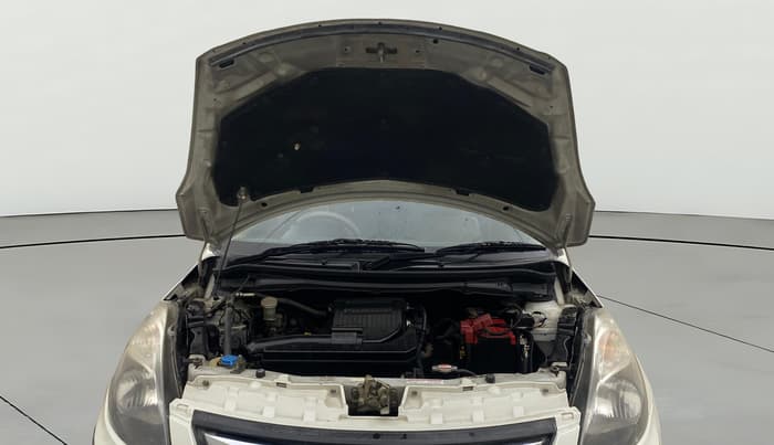2016 Maruti Swift Dzire VXI (O), Petrol, Manual, 80,508 km, Open Bonet