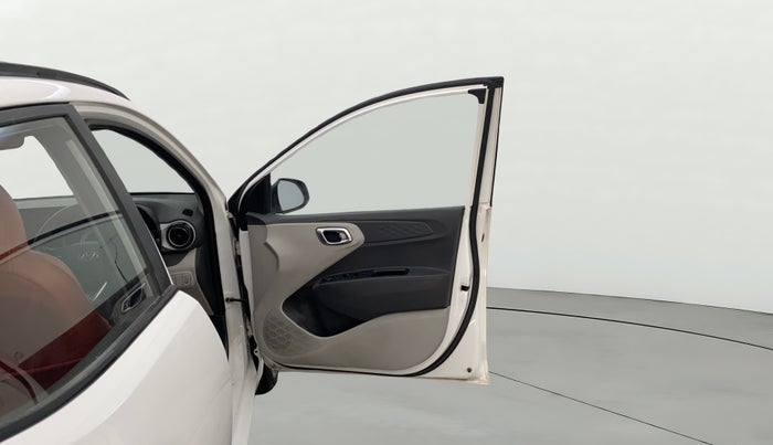 2021 Hyundai GRAND I10 NIOS SPORTZ 1.2 KAPPA VTVT, Petrol, Manual, 39,345 km, RHS Front Door