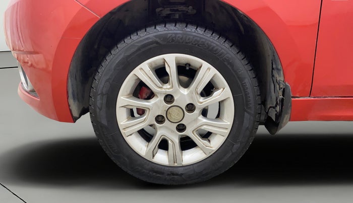 2017 Tata Tiago XZ PETROL, Petrol, Manual, 60,883 km, Left Front Wheel