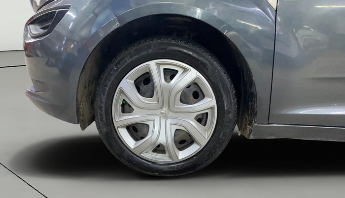 2021 Tata ALTROZ XM PLUS PETROL, Petrol, Manual, 51,174 km, Left Front Wheel