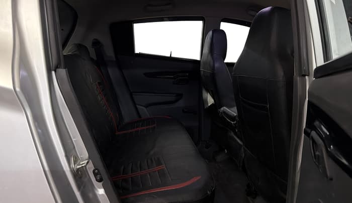 2018 Mahindra Kuv100 K2 TRIP CNG, CNG, Manual, 82,048 km, Right Side Rear Door Cabin