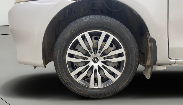 2015 Toyota Etios Liva G, Petrol, Manual, 1,14,496 km, Left Front Wheel