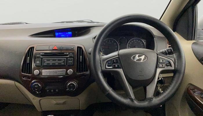2014 Hyundai i20 SPORTZ 1.2, Petrol, Manual, 51,112 km, Steering Wheel Close Up