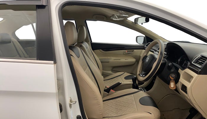 2017 Maruti Ciaz VXI+, Petrol, Manual, 50,000 km, Right Side Front Door Cabin