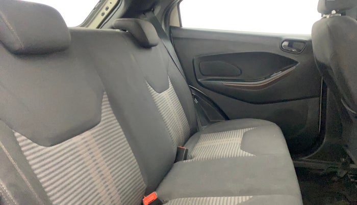 2020 Ford FREESTYLE TITANIUM 1.2 PETROL, Petrol, Manual, 34,712 km, Right Side Rear Door Cabin